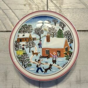 Vintage Countryside Scene Villeroy & Boch Laplau Porcelain 3"  Round Trinket Box